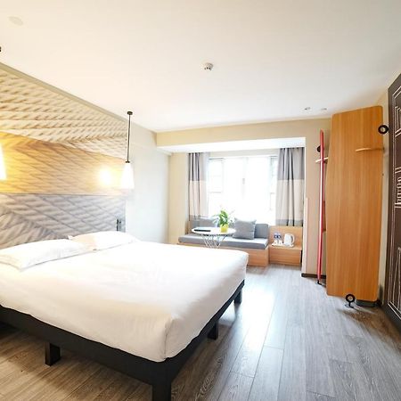 Готель Ibis Chengdu West Jingcui Road Екстер'єр фото